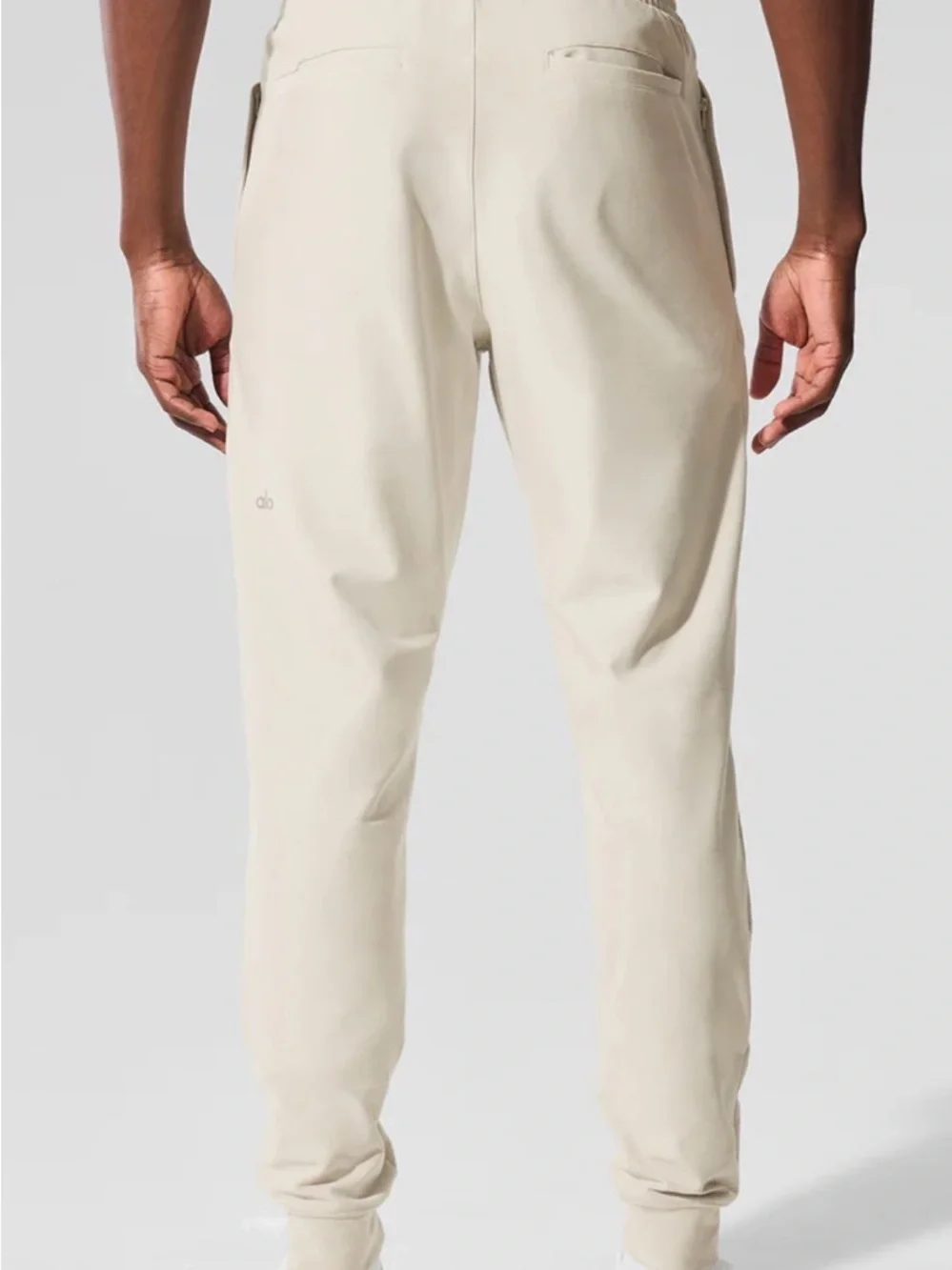 ALO Men’s Conquer Max Performance Jogger Bone